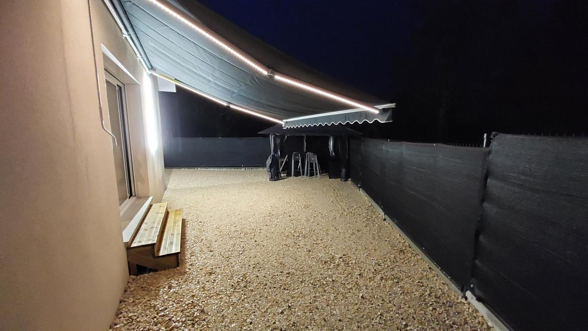 Maison Neuve Proche Station De Ski, 10 Couchages, Tout Confort Granieu Cameră foto